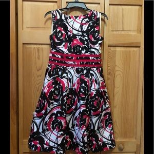 Ladies geometric dress